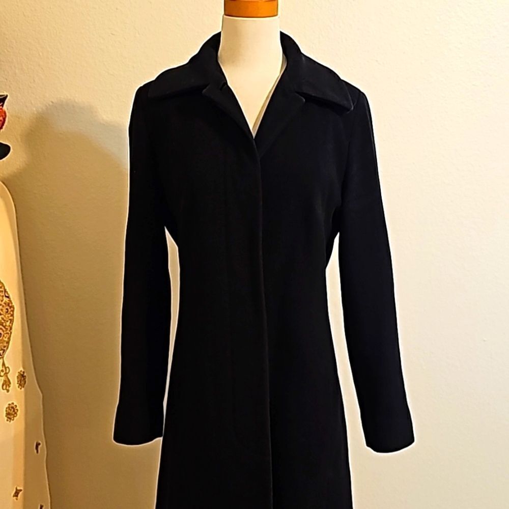 Martello lambswool/cashmere black coat size 4‎